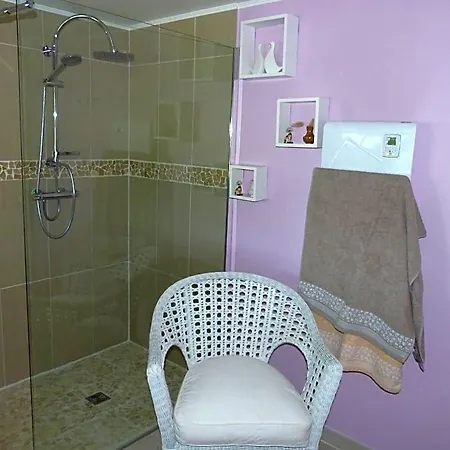 Couette-café Le Clos D'emeline 3*