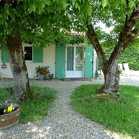 Le Clos D'emeline Couette-café 3*