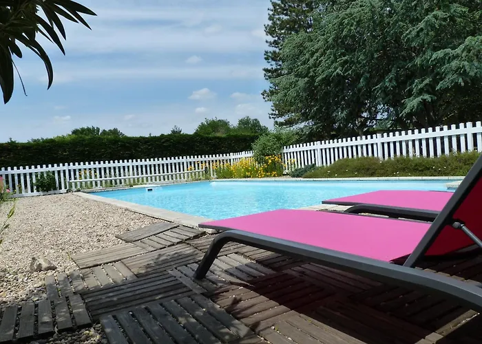 Bed & Breakfast Le Clos D'emeline 3*
