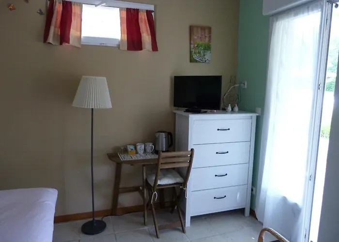 Le Clos D'emeline 3* Sainte-Terre